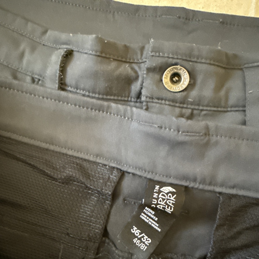 Mountain Hardware Men's 36x32 Lot Of 2 Gray AP Active Pants Outdoors Hiking - Picture 4 of 12